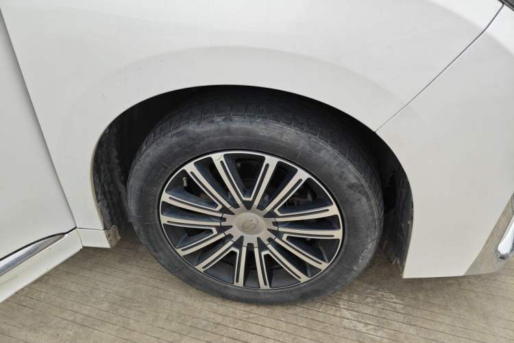 Used GAC Trumpchi M8 2021 Lingxiu Series 390T Deluxe Edition Right Front Wheel Hub