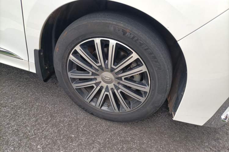 Used GAC Trumpchi M8 2021 Lingxiu Series 390T Deluxe Edition Right Front Wheel Hub