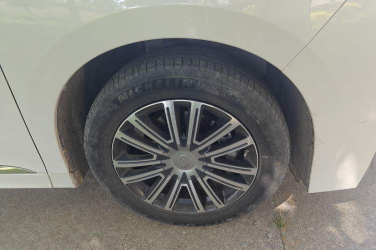 Used GAC Trumpchi M8 2021 Lingxiu Series 390T Deluxe Edition Right Front Wheel Hub