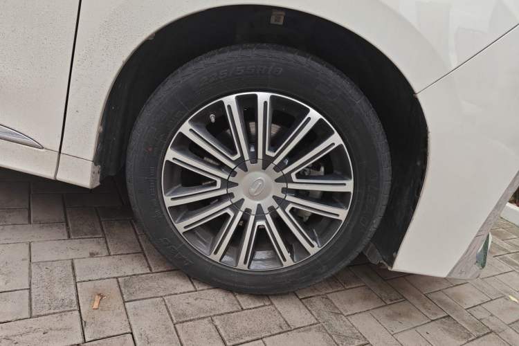 Used GAC Trumpchi M8 2021 Lingxiu Series 390T Deluxe Edition Right Front Wheel Hub
