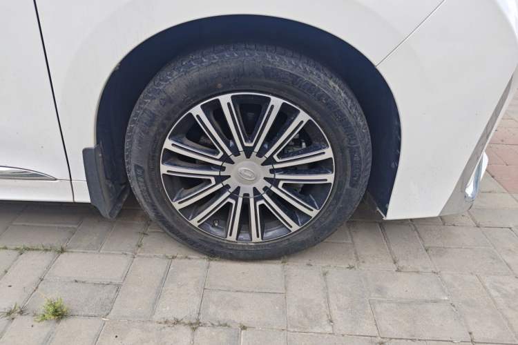 Used GAC Trumpchi M8 2021 Lingxiu Series 390T Ultimate Edition Right Front Wheel Hub