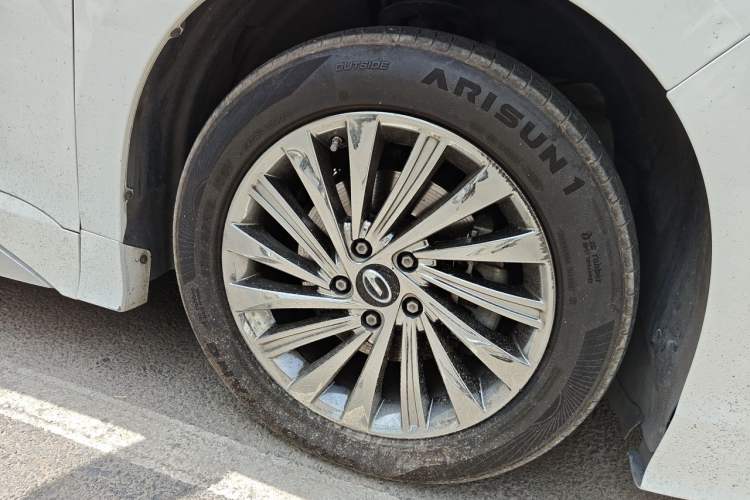 Used GAC Trumpchi M8 2021 Master Series 390T Ultimate Edition Right Front Wheel Hub