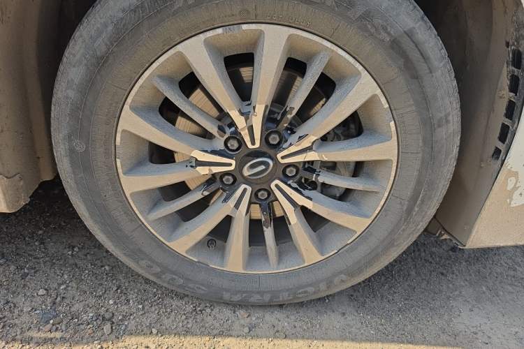 Used GAC Trumpchi M8 2021 Lingxiu Series 390T Deluxe Edition Right Front Wheel Hub