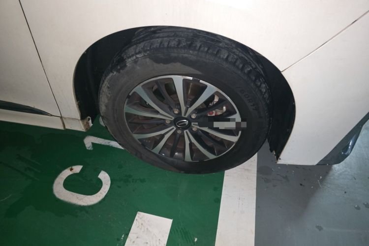 Used GAC Trumpchi M8 2021 Lingxiu Series 390T Deluxe Edition Right Front Wheel Hub