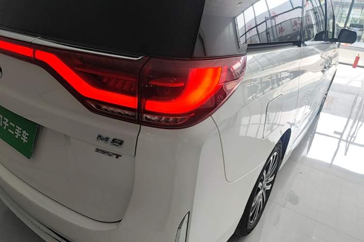 Used GAC Trumpchi M8 2021 Lingxiu Series 390T Ultimate Edition Right Rear Taillight