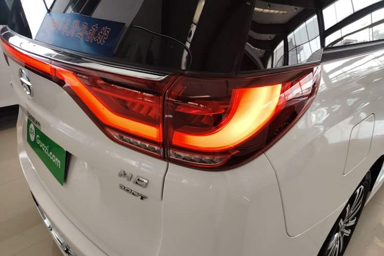 Used GAC Trumpchi M8 2021 Lingxiu Series 390T Ultimate Edition Right Rear Taillight