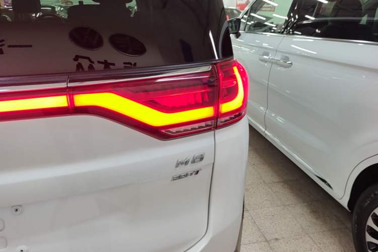 Used GAC Trumpchi M8 2021 Lingxiu Series 390T Deluxe Edition Right Rear Taillight
