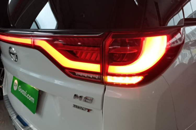Used GAC Trumpchi M8 2021 Lingxiu Series 390T Ultimate Edition Right Rear Taillight