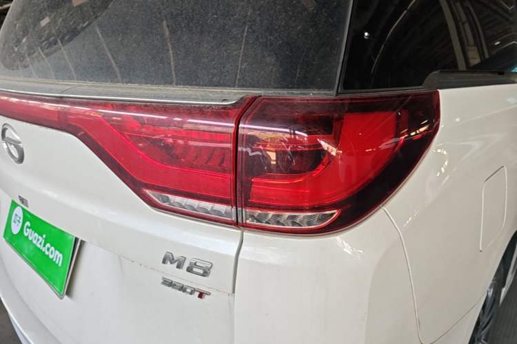 Used GAC Trumpchi M8 2021 Lingxiu Series 390T Ultimate Edition Right Rear Taillight