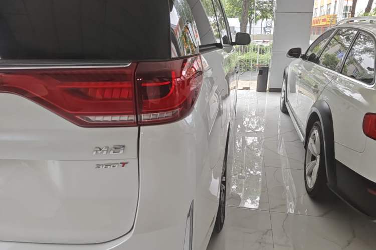 Used GAC Trumpchi M8 2021 Lingxiu Series 390T Ultimate Edition Right Rear Taillight