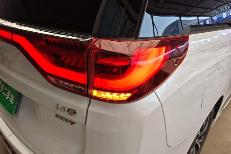 Used GAC Trumpchi M8 2021 Lingxiu Series 390T Deluxe Edition Right Rear Taillight