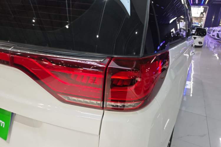 Used GAC Trumpchi M8 2021 Lingxiu Series 390T Luxury Edition Right Rear Taillight