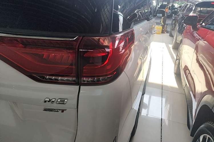 Used GAC Trumpchi M8 2021 Lingxiu Series 390T Ultimate Edition Right Rear Taillight