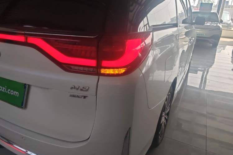 Used GAC Trumpchi M8 2021 Lingxiu Series 390T Ultimate Edition Right Rear Taillight