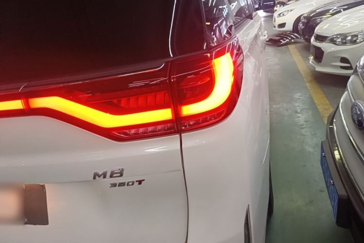 Used GAC Trumpchi M8 2021 Lingxiu Series 390T Ultimate Edition Right Rear Taillight