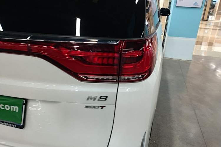 Used GAC Trumpchi M8 2021 Lingxiu Series 390T Ultimate Edition Right Rear Taillight