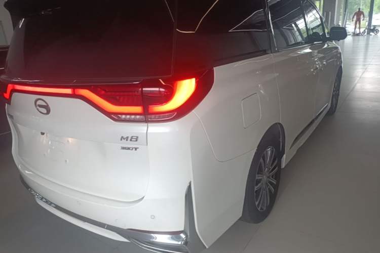 Used GAC Trumpchi M8 2021 Lingxiu Series 390T Deluxe Edition Right Rear Taillight