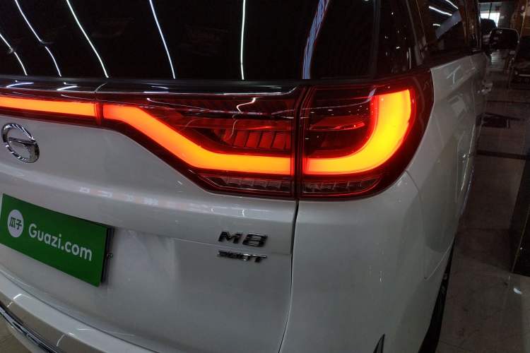 Used GAC Trumpchi M8 2021 Lingxiu Series 390T Deluxe Edition Right Rear Taillight