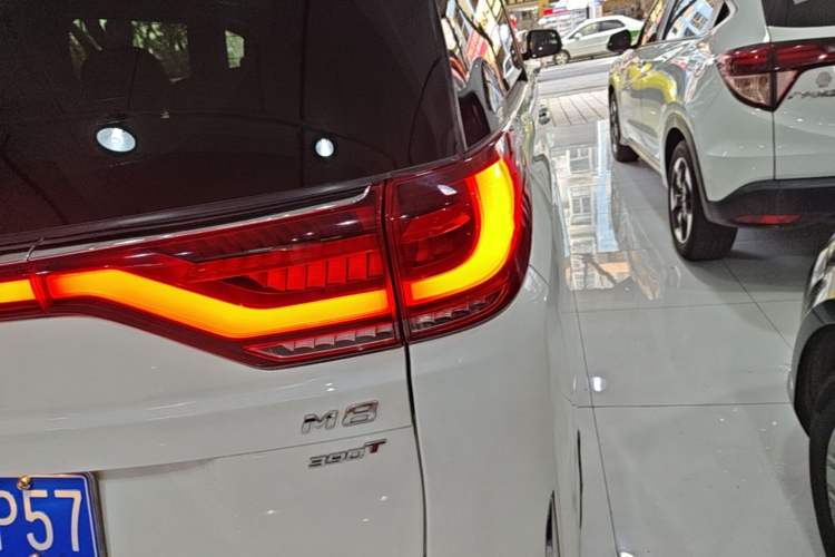 Used GAC Trumpchi M8 2021 Lingxiu Series 390T Ultimate Edition Right Rear Taillight