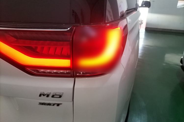 Used GAC Trumpchi M8 2021 Lingxiu Series 390T Ultimate Edition Right Rear Taillight