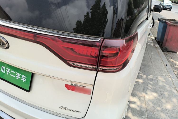 Used GAC Trumpchi M8 2021 Master Series 390T Ultimate Edition Right Rear Taillight