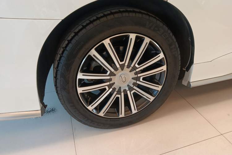 Used GAC Trumpchi M8 2021 Master Series 390T Prestige Edition Right Rear Wheel Hub