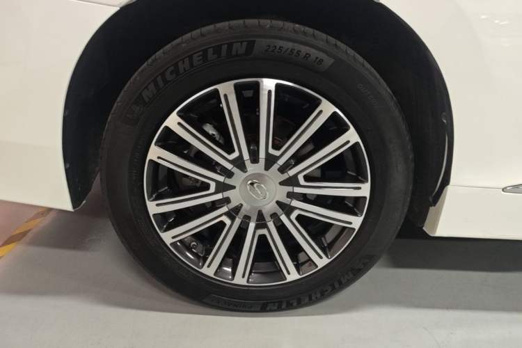 Used GAC Trumpchi M8 2021 Lingxiu Series 390T Ultimate Edition Right Rear Wheel Hub