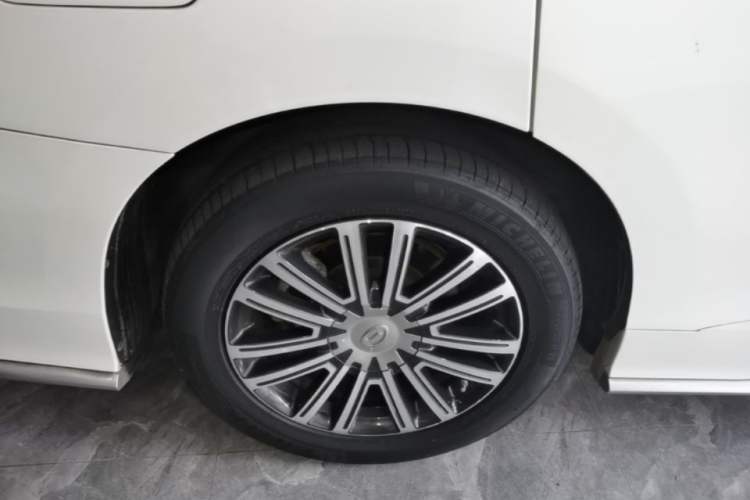 Used GAC Trumpchi M8 2021 Master Series 390T Prestige Edition Right Rear Wheel Hub