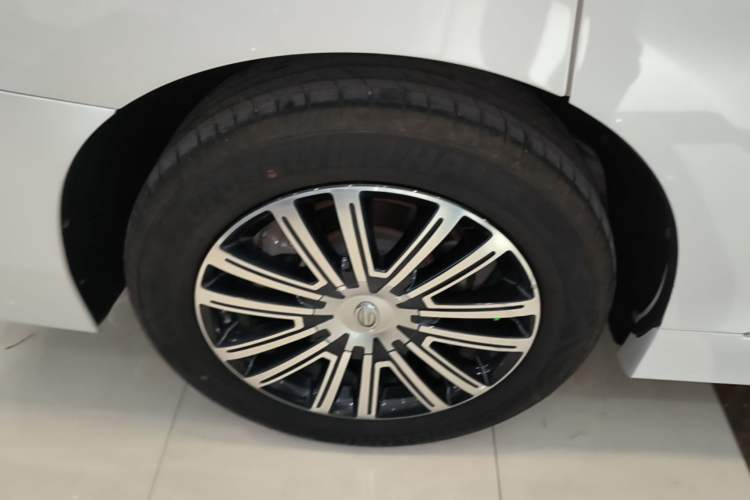 Used GAC Trumpchi M8 2021 Lingxiu Series 390T Ultimate Edition Right Rear Wheel Hub