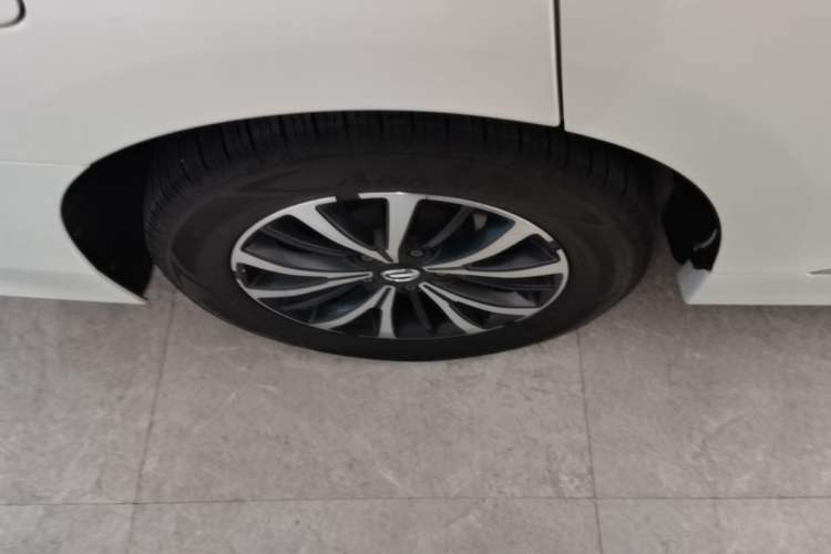 Used GAC Trumpchi M8 2021 Lingxiu Series 390T Deluxe Edition Right Rear Wheel Hub