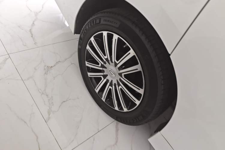 Used GAC Trumpchi M8 2021 Lingxiu Series 390T Ultimate Edition Right Rear Wheel Hub