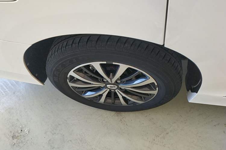 Used GAC Trumpchi M8 2021 Lingxiu Series 390T Luxury Edition Right Rear Wheel Hub