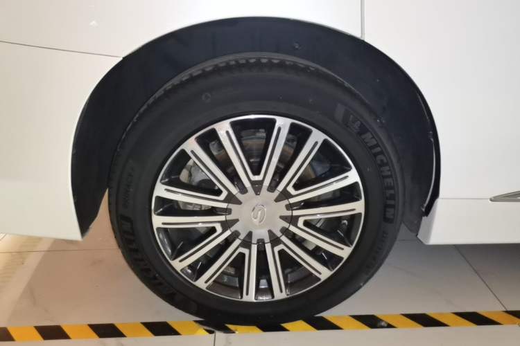 Used GAC Trumpchi M8 2021 Lingxiu Series 390T Ultimate Edition Right Rear Wheel Hub
