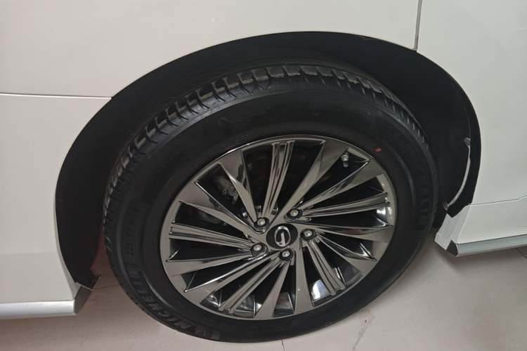 Used GAC Trumpchi M8 2021 Master Series 390T Ultimate Edition Right Rear Wheel Hub