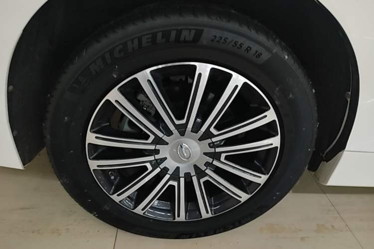 Used GAC Trumpchi M8 2021 Lingxiu Series 390T Ultimate Edition Right Rear Wheel Hub