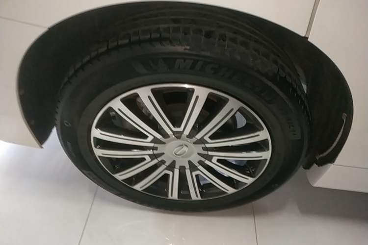Used GAC Trumpchi M8 2021 Lingxiu Series 390T Deluxe Edition Right Rear Wheel Hub
