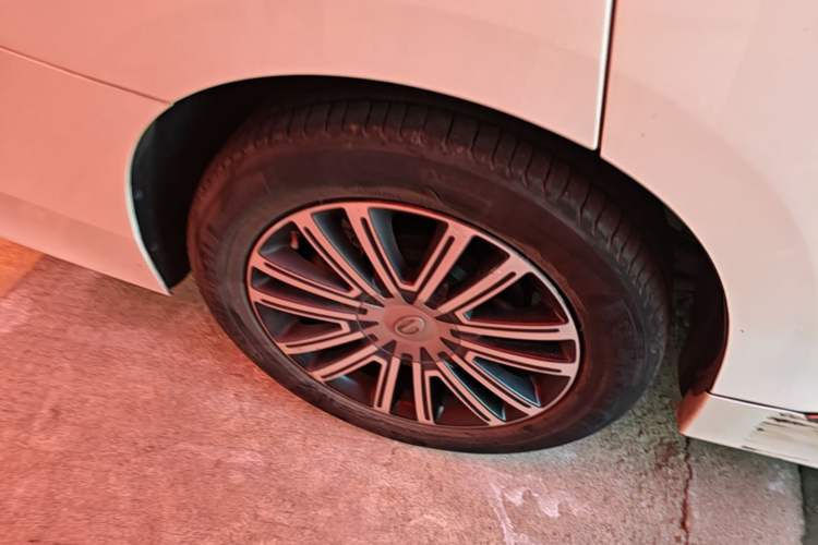 Used GAC Trumpchi M8 2021 Lingxiu Series 390T Ultimate Edition Right Rear Wheel Hub
