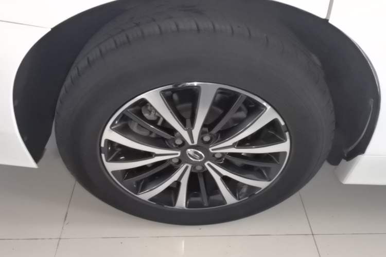 Used GAC Trumpchi M8 2021 Lingxiu Series 390T Deluxe Edition Right Rear Wheel Hub
