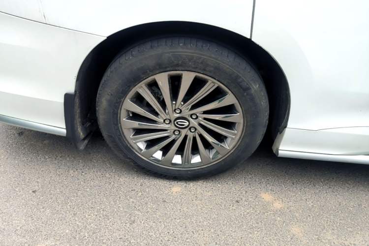 Used GAC Trumpchi M8 2021 Master Series 390T Ultimate Edition Right Rear Wheel Hub