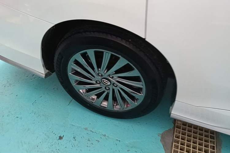 Used GAC Trumpchi M8 2021 Master Series 390T Ultimate Edition Right Rear Wheel Hub