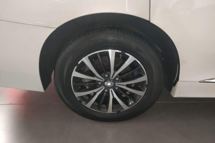 Used GAC Trumpchi M8 2021 Revised Version Lingxiu Series 390T Luxury Edition Right Rear Wheel Hub