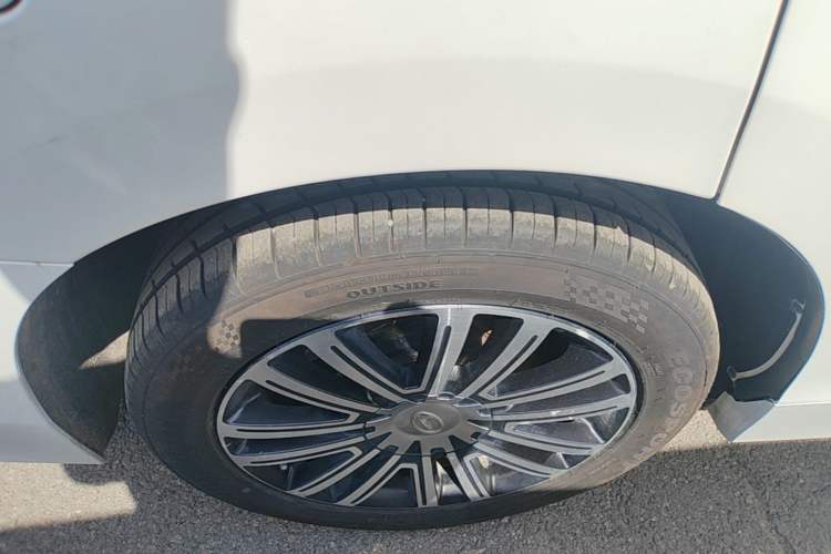Used GAC Trumpchi M8 2021 Lingxiu Series 390T Ultimate Edition Right Rear Wheel Hub