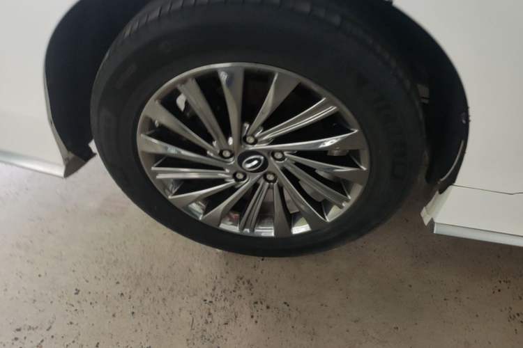 Used GAC Trumpchi M8 2021 Master Series 390T Ultimate Edition Right Rear Wheel Hub
