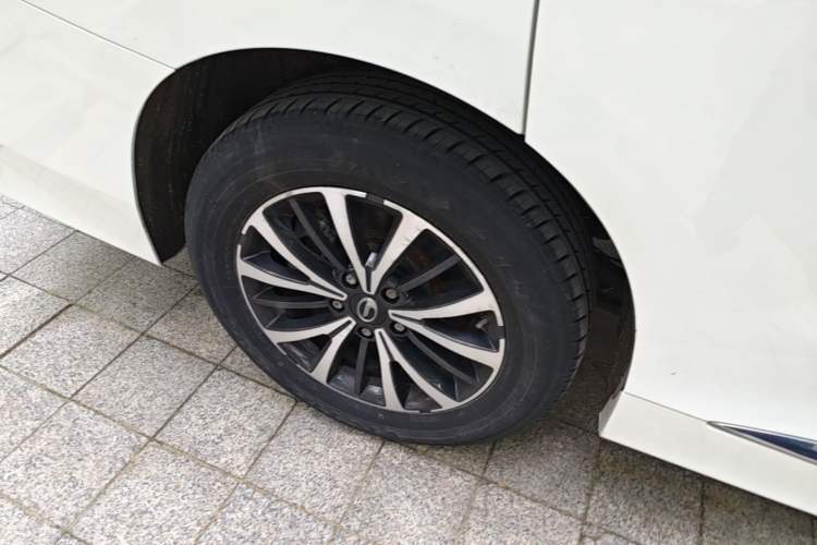 Used GAC Trumpchi M8 2021 Lingxiu Series 390T Deluxe Edition Right Rear Wheel Hub