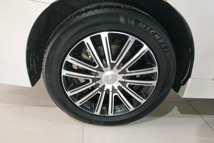 Used GAC Trumpchi M8 2021 Lingxiu Series 390T Ultimate Edition Right Rear Wheel Hub