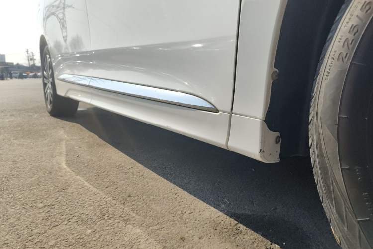 Used GAC Trumpchi M8 2021 Lingxiu Series 390T Ultimate Edition Right Side Sill