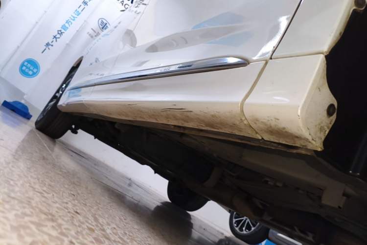 Used GAC Trumpchi M8 2021 Lingxiu Series 390T Deluxe Edition Right Side Sill