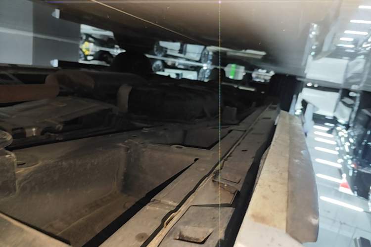Used GAC Trumpchi M8 2021 Master Series 390T Prestige Edition Right Side Sill