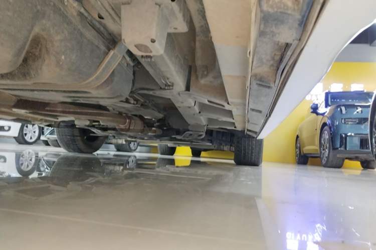 Used GAC Trumpchi M8 2021 Revised Version Lingxiu Series 390T Luxury Edition Right Side Sill