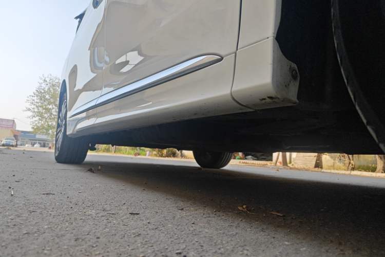 Used GAC Trumpchi M8 2021 Lingxiu Series 390T Ultimate Edition Right Side Sill